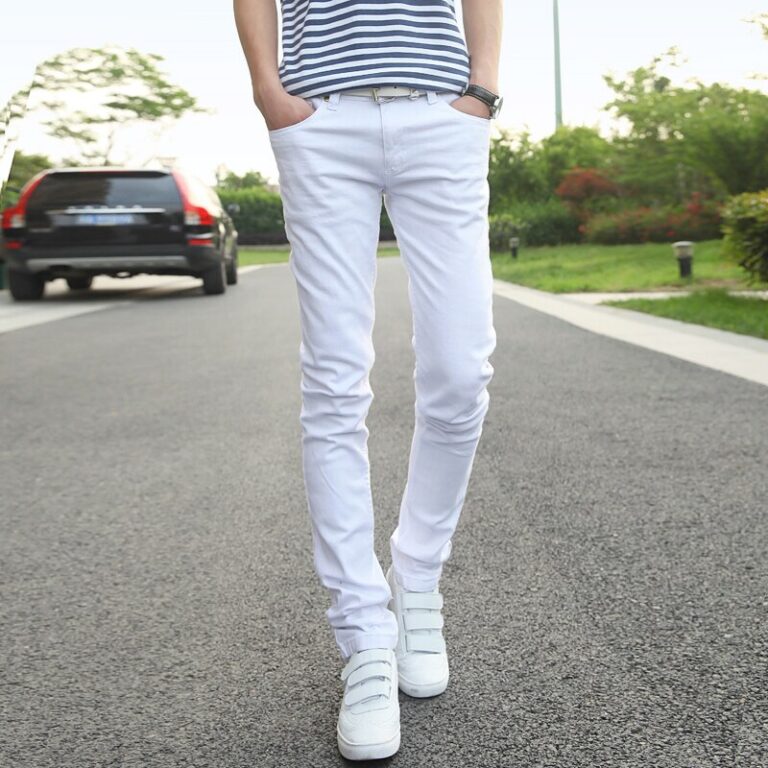 Белые джинсы мужские в авто