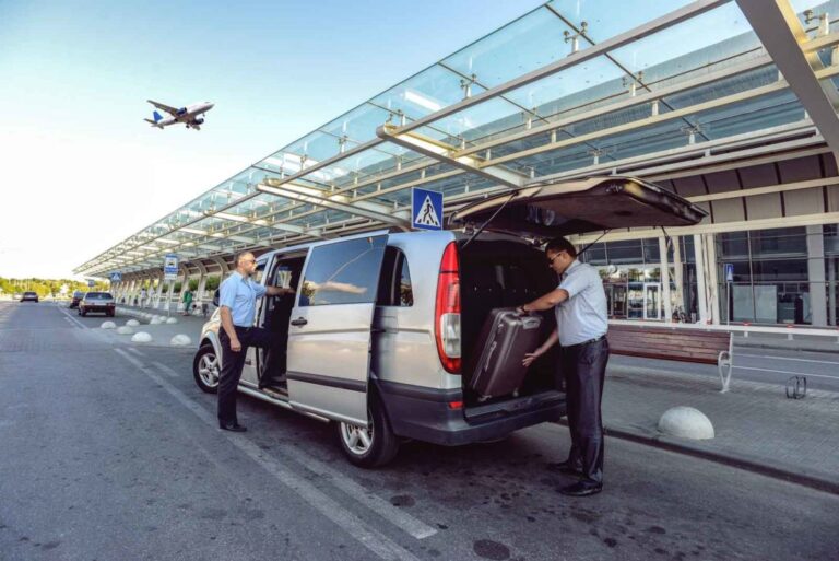 Услуги такси как помощь в трансфере из аэропорта